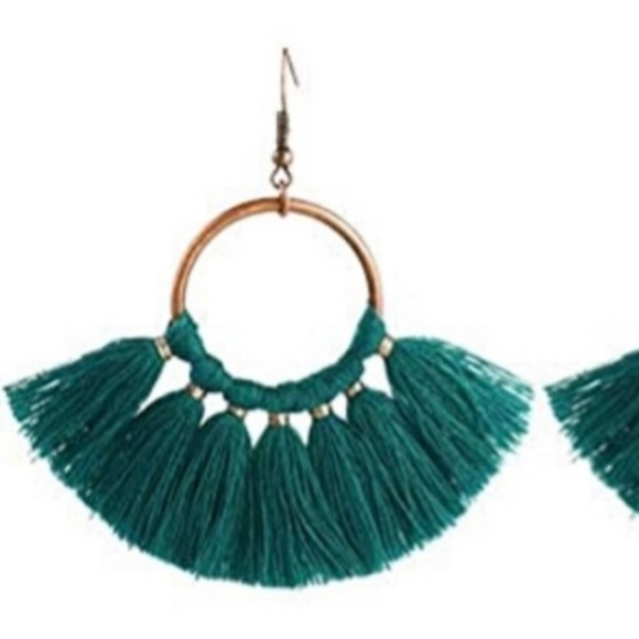 NEW! Bohemian Hoop Tassel Earrings - Picture 2 of 3